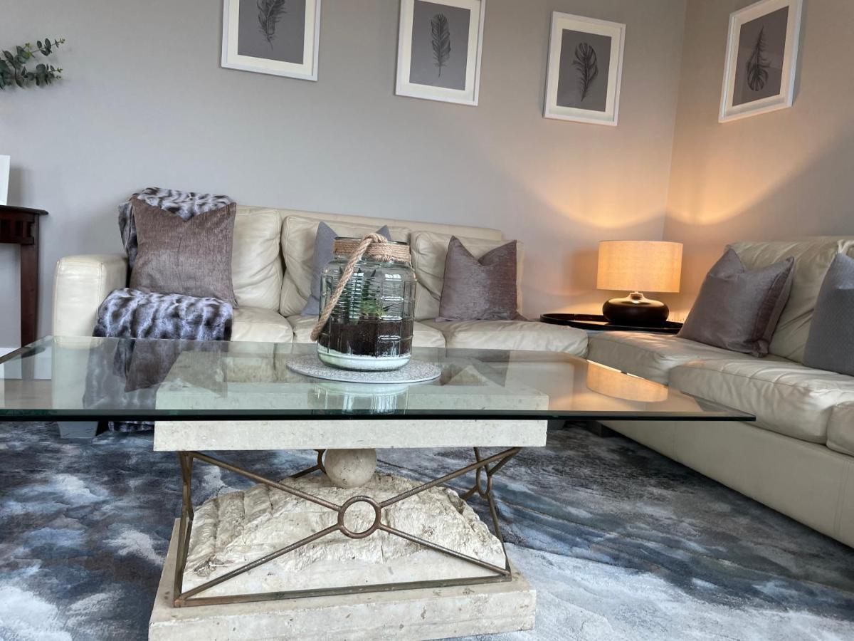 Penthouse Apartment Kilkenny Bagian luar foto