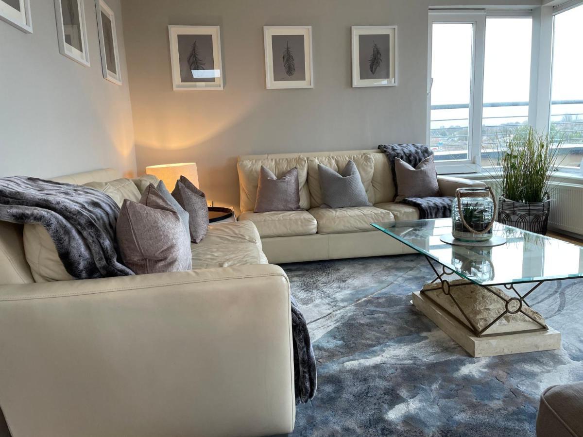 Penthouse Apartment Kilkenny Bagian luar foto