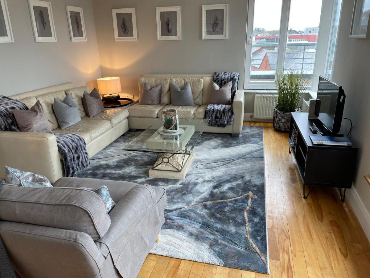 Penthouse Apartment Kilkenny Bagian luar foto