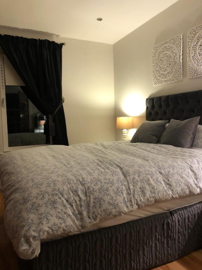 Penthouse Apartment Kilkenny Bagian luar foto