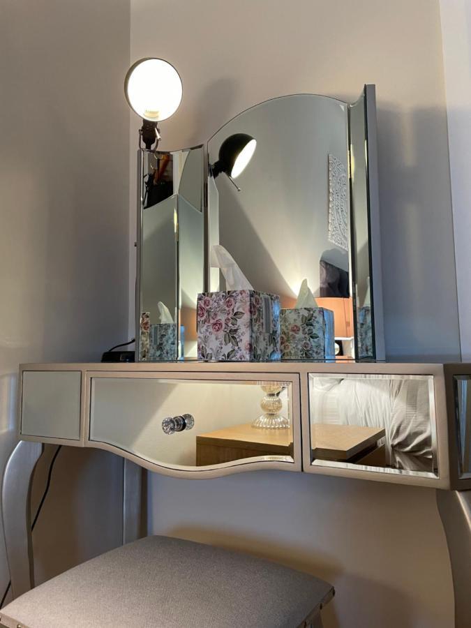 Penthouse Apartment Kilkenny Bagian luar foto