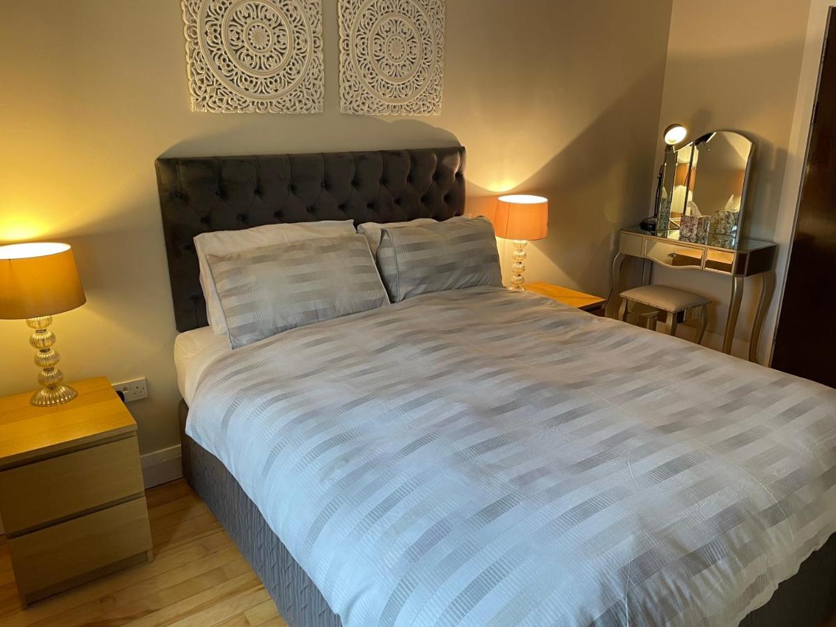 Penthouse Apartment Kilkenny Bagian luar foto